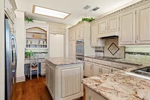 6600 Meadows W Dr S, Fort Worth, TX 76132 - Photo 14