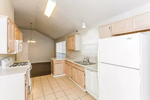 5309 Tennis Villa Dr, Arlington, TX 76017 - Photo 8