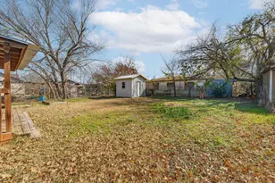 1090 W Elm St, Stephenville, TX 76401 - Photo 16