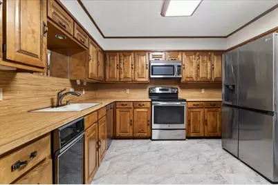 137 Creek Courts Drive, Trophy Club, TX 76262 - Photo 10
