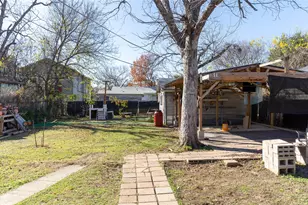 820 N 34th St, Waco, TX 76710 - Photo 16