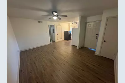 7300 Comanche Trail #4, Lake Worth, TX 76135 - Photo 10