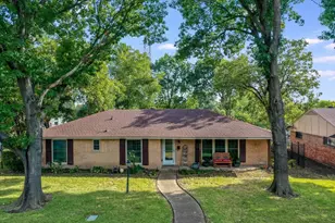 3483 Navajo Cir, Dallas, TX 75224 - Photo 2