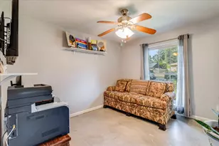 3483 Navajo Cir, Dallas, TX 75224 - Photo 16