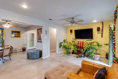 3483 Navajo Circle, Dallas, TX 75224 - Photo 14