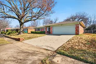 3213 Bordeaux St, Sherman, TX 75090 - Photo 4