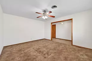 3213 Bordeaux St, Sherman, TX 75090 - Photo 8