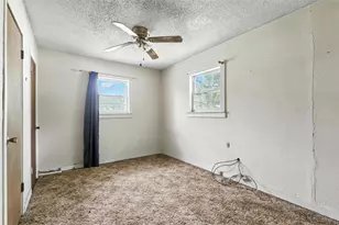 221 E 7th St, Weatherford, TX 76086 - Photo 24