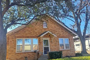 1106 Silas St, Sweetwater, TX 79556 - Photo 2