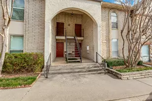 15926 Stillwood St, Dallas, TX 75248 - Photo 2