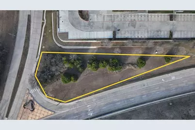 901 NW 19th Street, Grand Prairie, TX 75050 - Photo 2