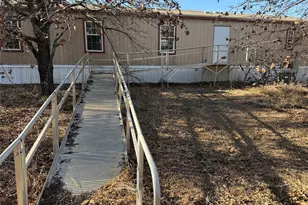 1763 Mathers Rd, Sunset, TX 76270 - Photo 8