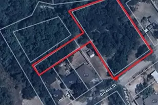 916 Givens St, Waxahachie, TX 75165 - Photo 1