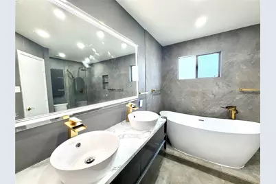 923 Wayne Avenue, Duncanville, TX 75137 - Photo 2