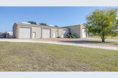 12801 County Rd 1117, Cleburne, TX 76033 - Photo 36