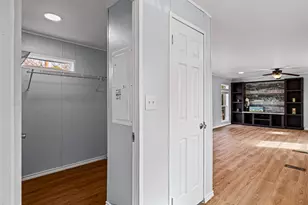 814 Brazos Harbor Cir, Granbury, TX 76048 - Photo 20