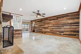 1009 Mustang Trail, Granbury, TX 76049 - Photo 6