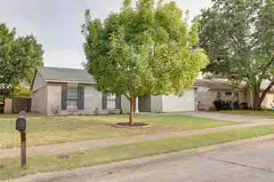 728 Wandering Way Dr, Allen, TX 75002 - Photo 1