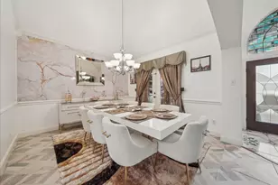 547 Breton Dr, Grand Prairie, TX 75052 - Photo 1