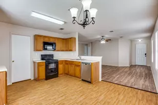 3875 Fox Run Dr, Fort Worth, TX 76123 - Photo 6