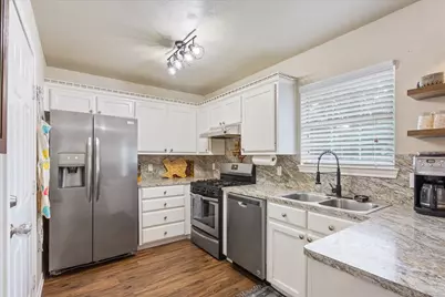 401 Mahon Hollow Drive, Waco, TX 76704 - Photo 4