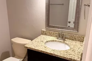 1000 Lamesa Ct, Irving, TX 75063 - Photo 12