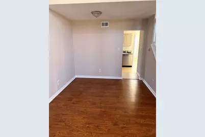 1000 Lamesa Court, Irving, TX 75063 - Photo 8