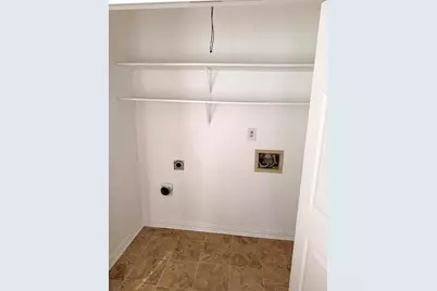 1000 Lamesa Court, Irving, TX 75063 - Photo 10