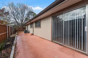 4427 Westminster Dr, Irving, TX 75038 - Photo 14