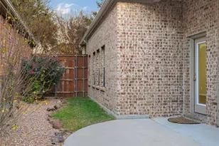 7253 Bluff Top Rd, Frisco, TX 75035 - Photo 18