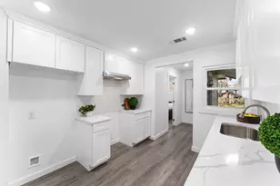 2661 Hudspeth Ave, Dallas, TX 75216 - Photo 10