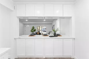 2661 Hudspeth Ave, Dallas, TX 75216 - Photo 12