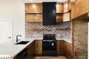 5018 Point Lavista, Malakoff, TX 75148 - Photo 10