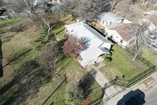 1139 N Bagley St, Dallas, TX 75211 - Photo 14