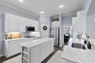 1709 E Branch Hollow Dr, Carrollton, TX 75007 - Photo 6