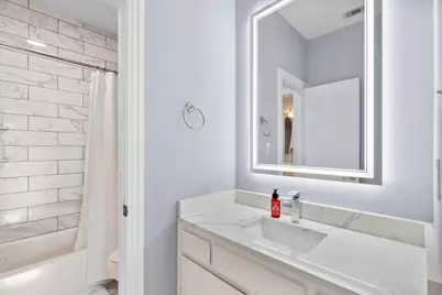 1709 E Branch Hollow Drive, Carrollton, TX 75007 - Photo 16