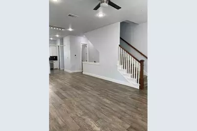 203 S Village Way, Lewisville, TX 75057 - Photo 14