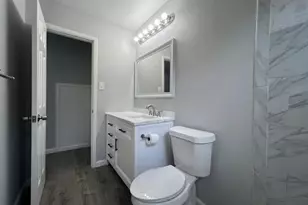 304 Oak St, McKinney, TX 75069 - Photo 12