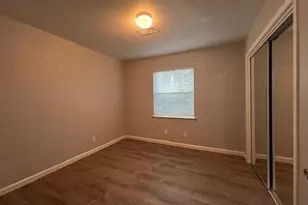 304 Oak St, McKinney, TX 75069 - Photo 14