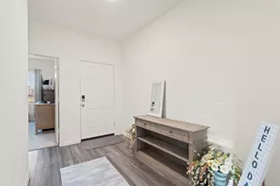 1645 Shadow Hawk Dr, Fort Worth, TX 76052 - Photo 4