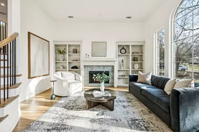 104 Royal Oaks Drive, Double Oak, TX 75077 - Photo 2