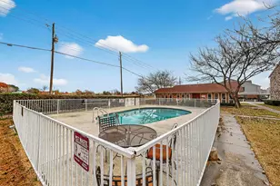 2200 E Trinity Mills Rd, Carrollton, TX 75006 - Photo 30