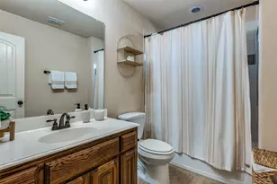 12223 Jackson Creek Dr, Dallas, TX 75243 - Photo 22