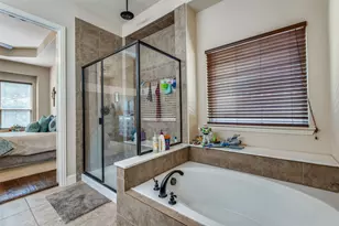 12223 Jackson Creek Dr, Dallas, TX 75243 - Photo 18