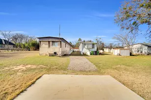 3107 Russell Rd, Arlington, TX 76001 - Photo 10
