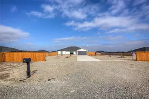 521 Private Road 24977, Brookston, TX 75421 - Photo 24