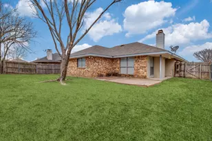 821 Hillside Dr, Cedar Hill, TX 75104 - Photo 12