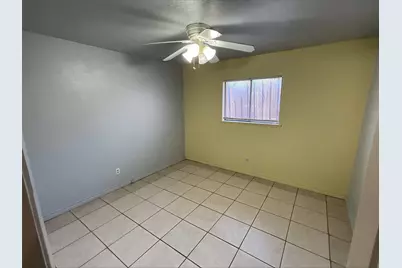 2033 Wilderness Trail, Grand Prairie, TX 75052 - Photo 2