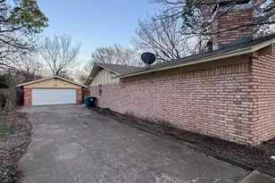 2732 Foxcroft Cir, Denton, TX 76209 - Photo 8