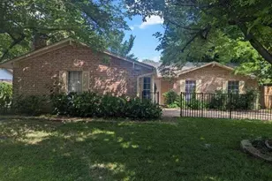 2732 Foxcroft Cir, Denton, TX 76209 - Photo 1